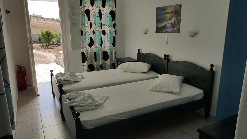 Ferienwohnung Panorama Piso Livadi Zimmer foto